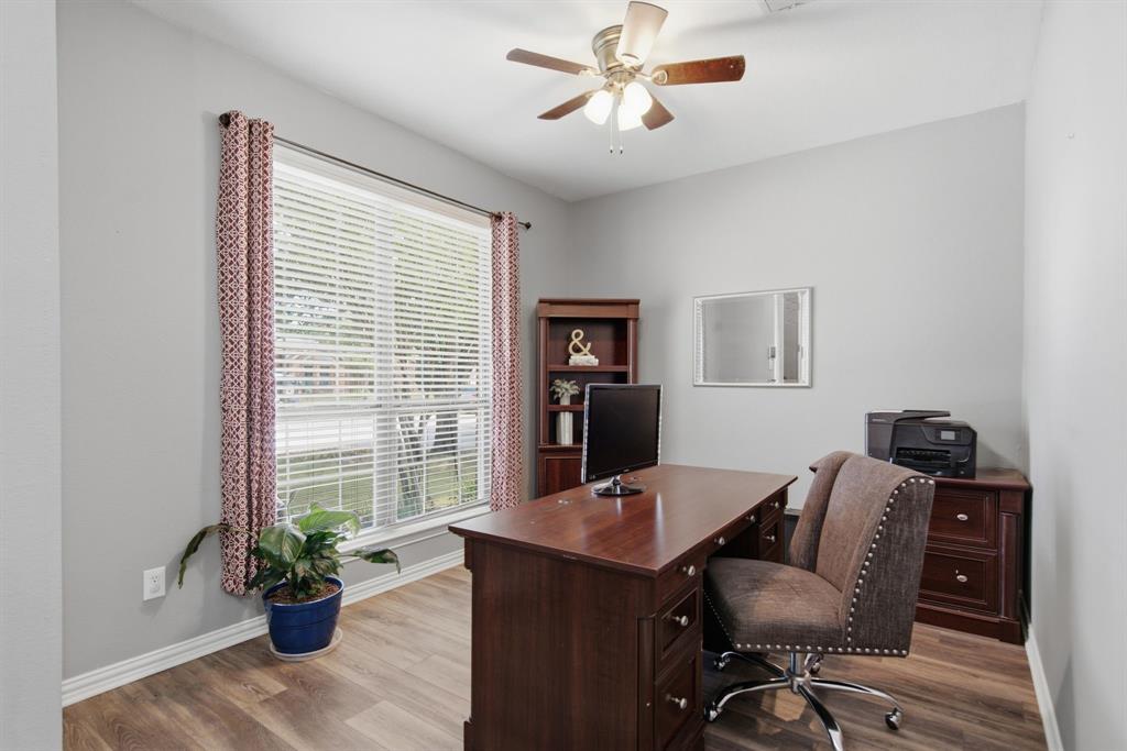 2444 Greenbrook Drive Property Photo 10