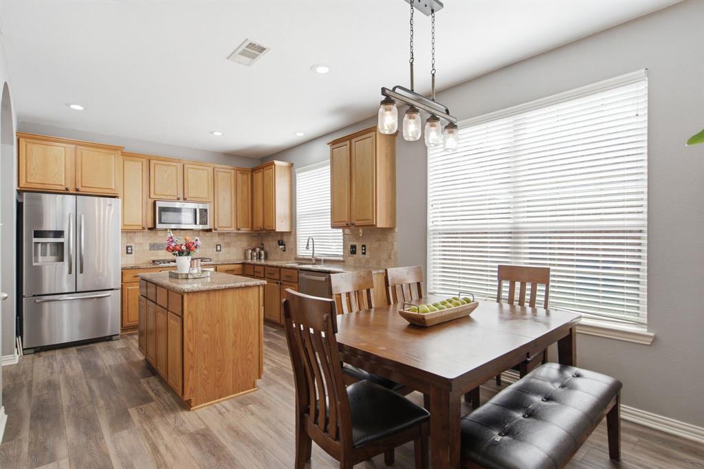 2444 Greenbrook Drive Property Photo 15
