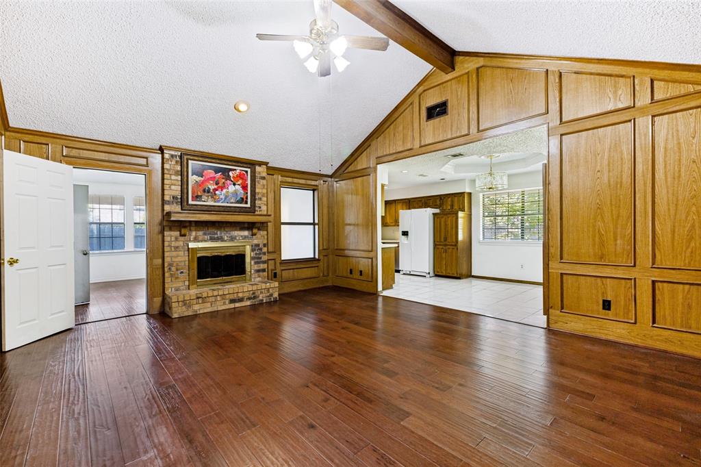 841 Broadmoor Drive Property Photo 7
