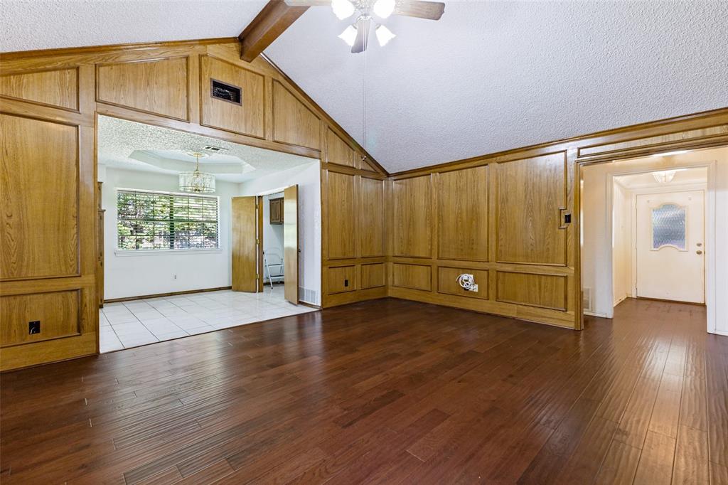 841 Broadmoor Drive Property Photo 8