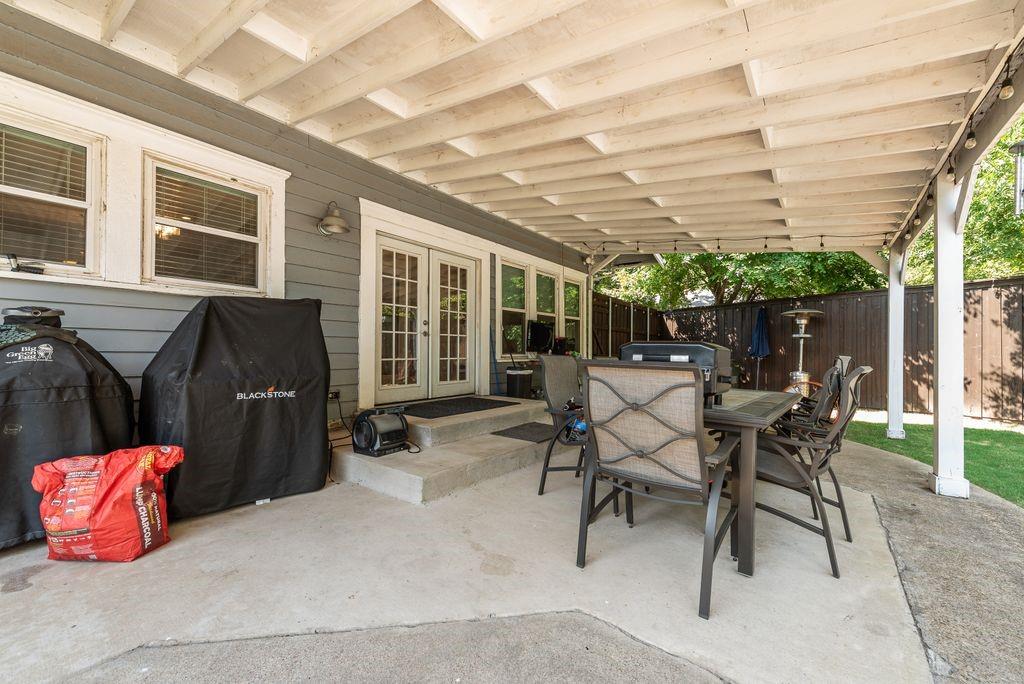 515 S Bois D Arc Street Property Photo 31