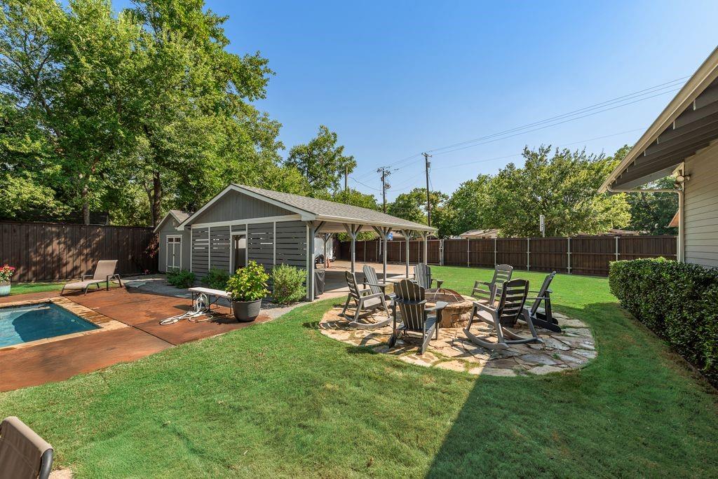 515 S Bois D Arc Street Property Photo 35
