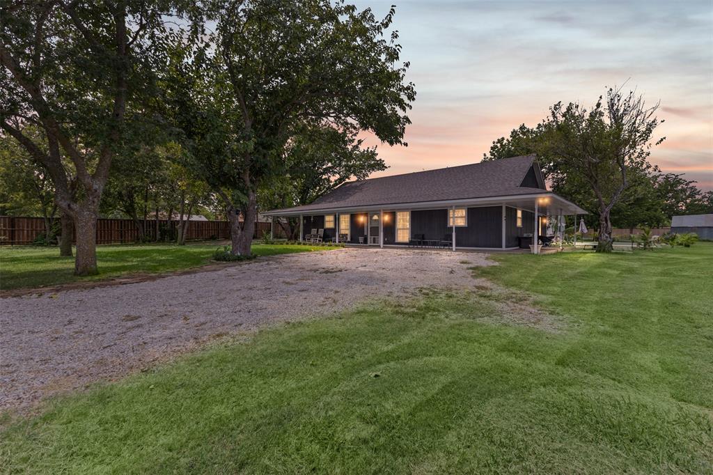 10717 County Road 507 Property Photo 1
