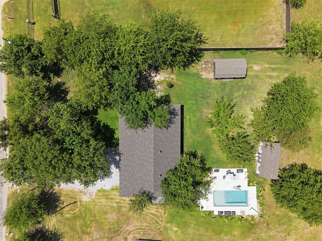 10717 County Road 507 Property Photo 6