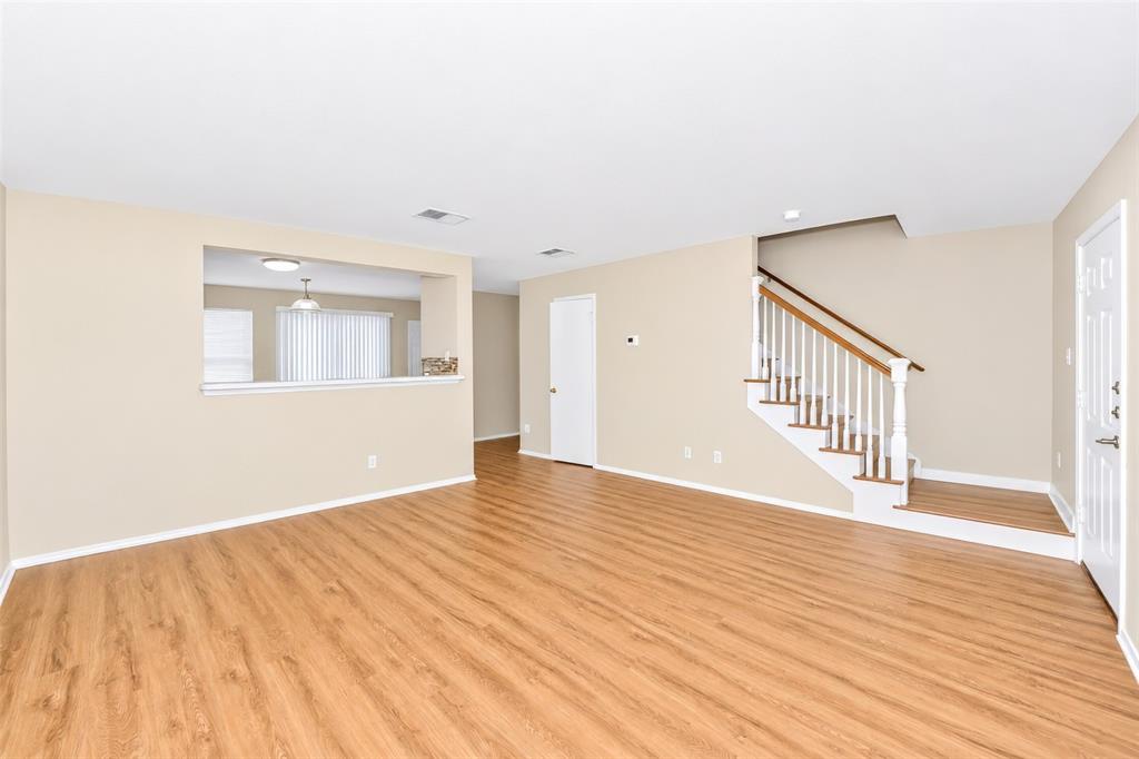 7120 Planters Row Drive Property Photo 6