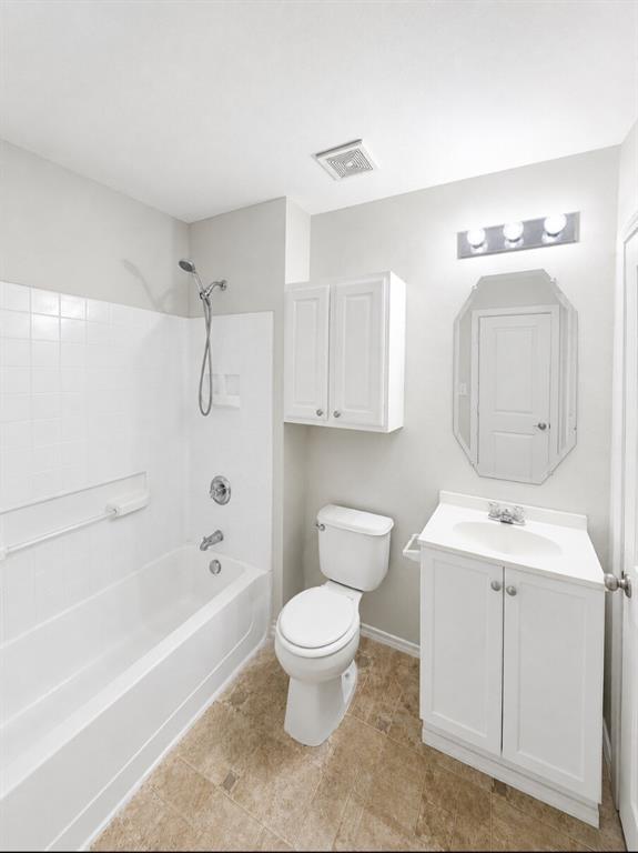 7120 Planters Row Drive Property Photo 23