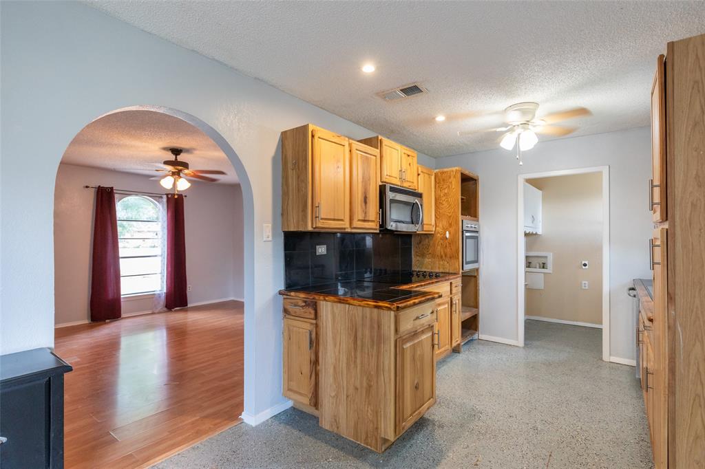 1714 Locksley Court Property Photo 5
