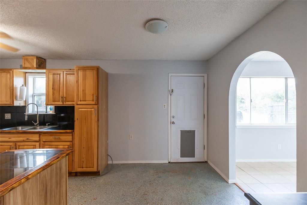 1714 Locksley Court Property Photo 7