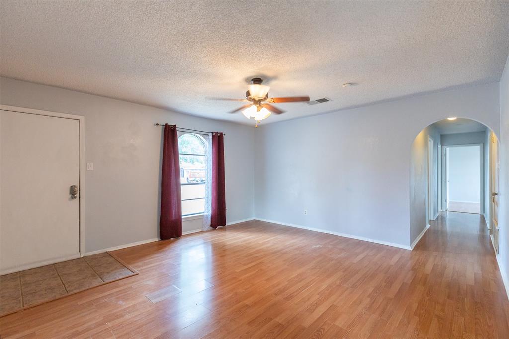 1714 Locksley Court Property Photo 12