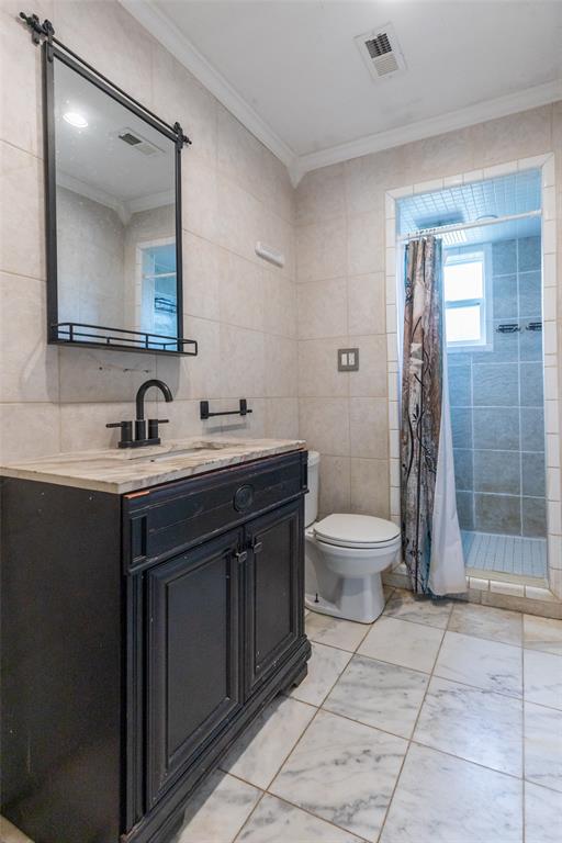1714 Locksley Court Property Photo 24