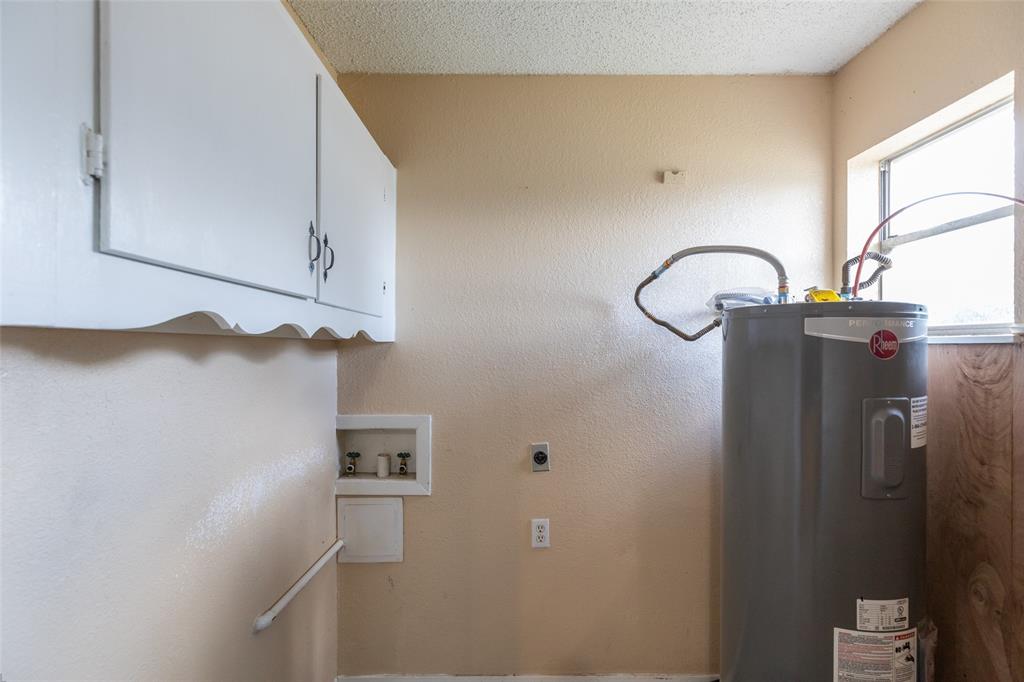 1714 Locksley Court Property Photo 25