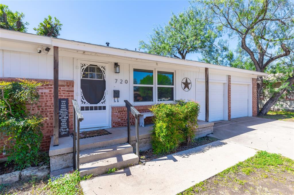 720 Glendale Drive Property Photo 1