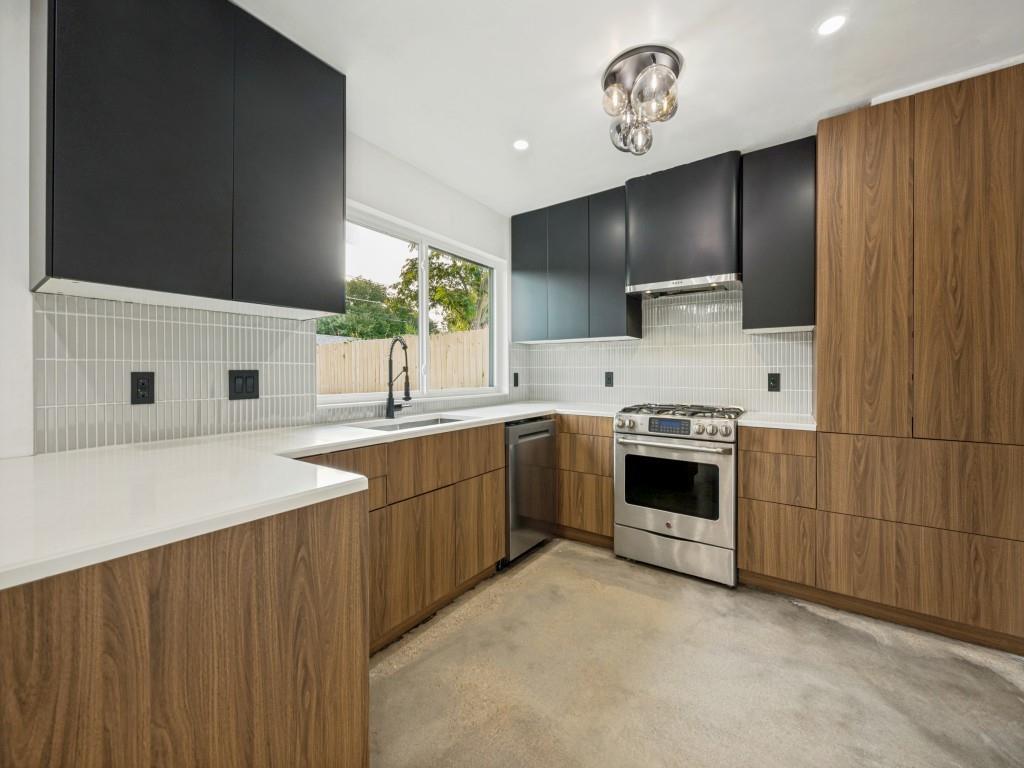 1612 Meadow Lane Terrace Property Photo 17