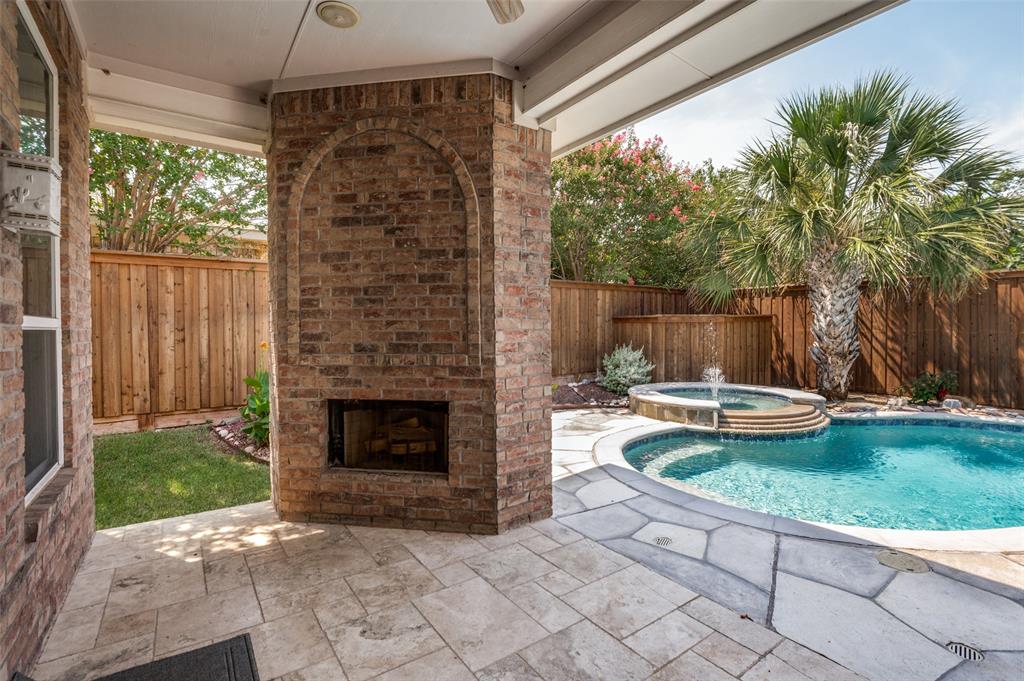 1533 Estates Way Property Photo 4