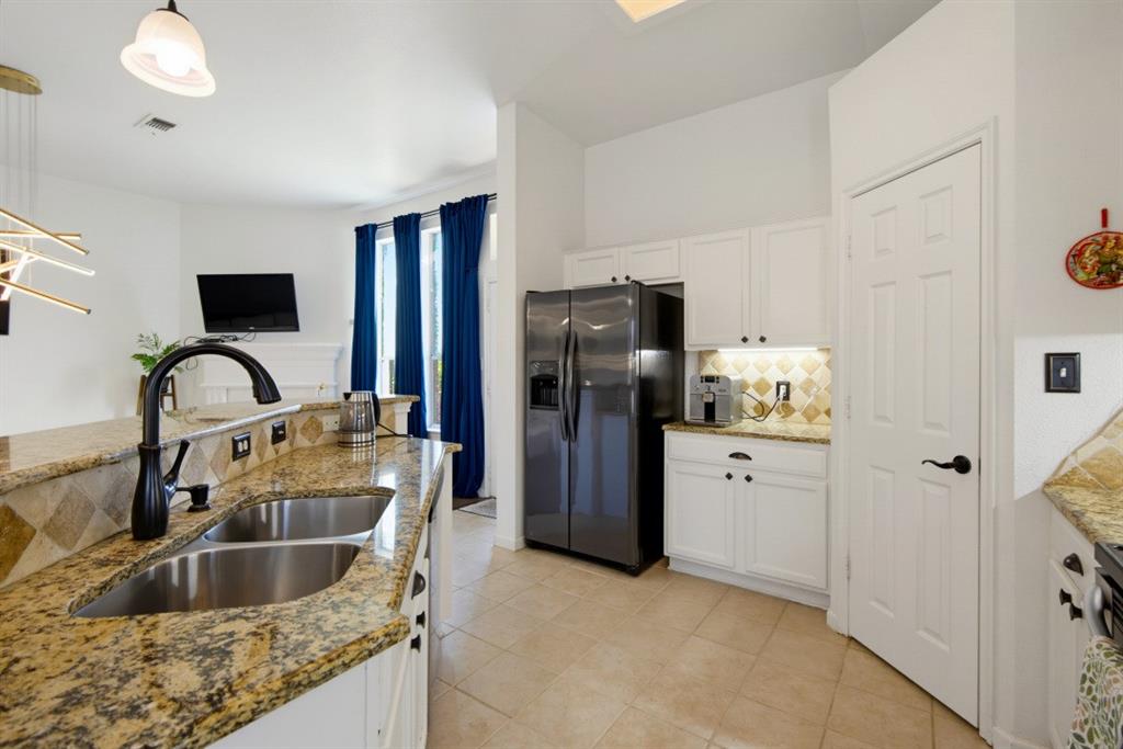 1400 Rancho Dominguez Road Property Photo 11