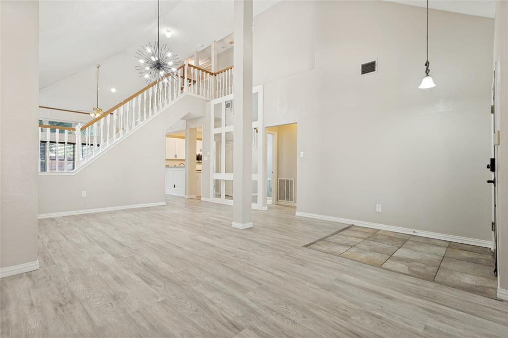 2123 Daniel Way Property Photo 4