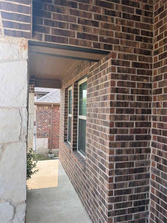 10208 Trinity Drive Property Photo 4