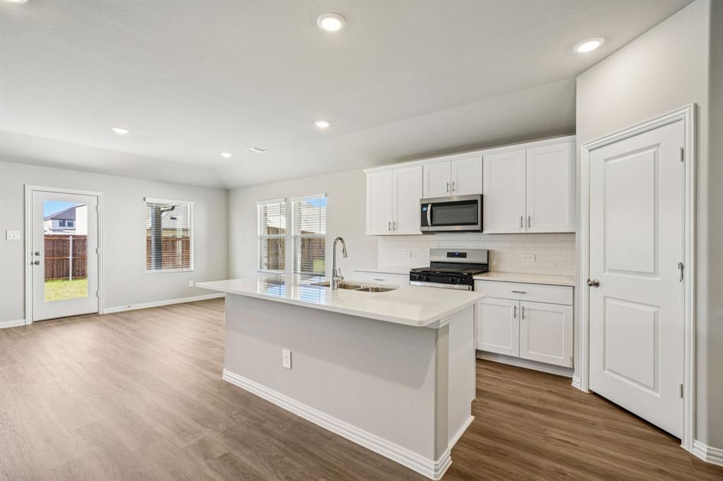 1578 Coldwater Way Property Photo 3