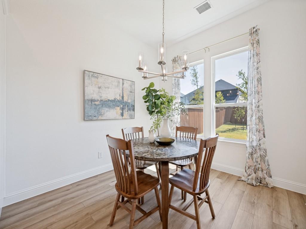 2722 Burnely Court Property Photo 12