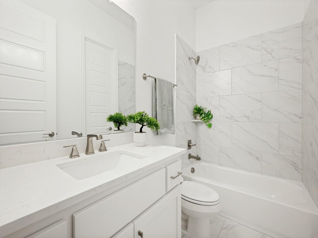 2722 Burnely Court Property Photo 21