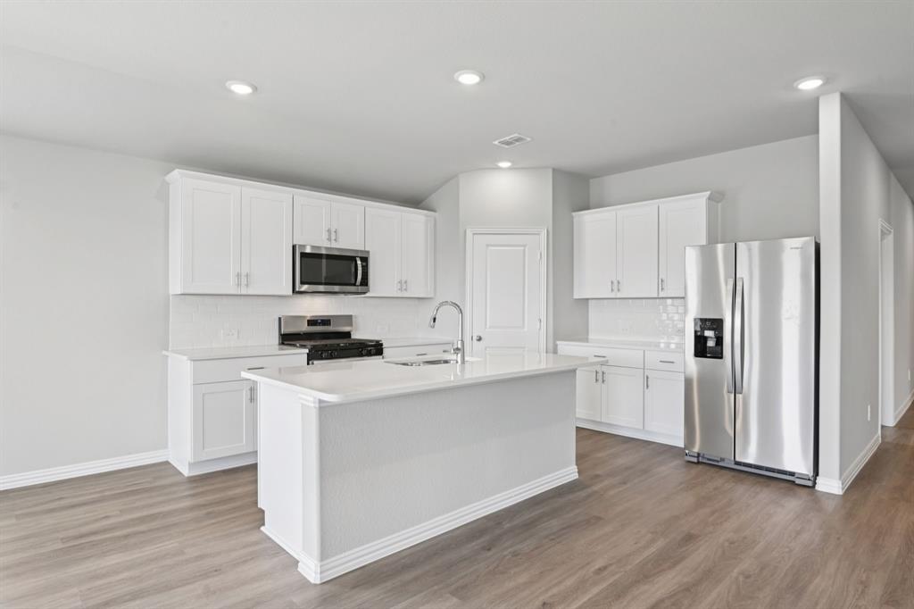 1574 Coldwater Way Property Photo 1