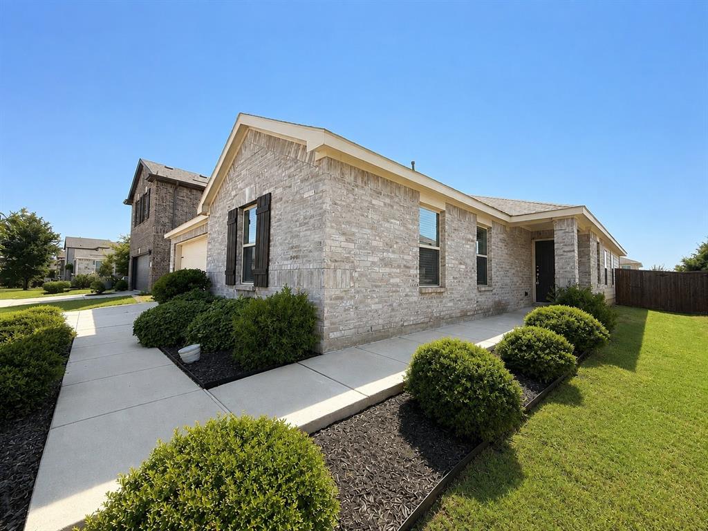 2605 Wesley Avenue Property Photo 2