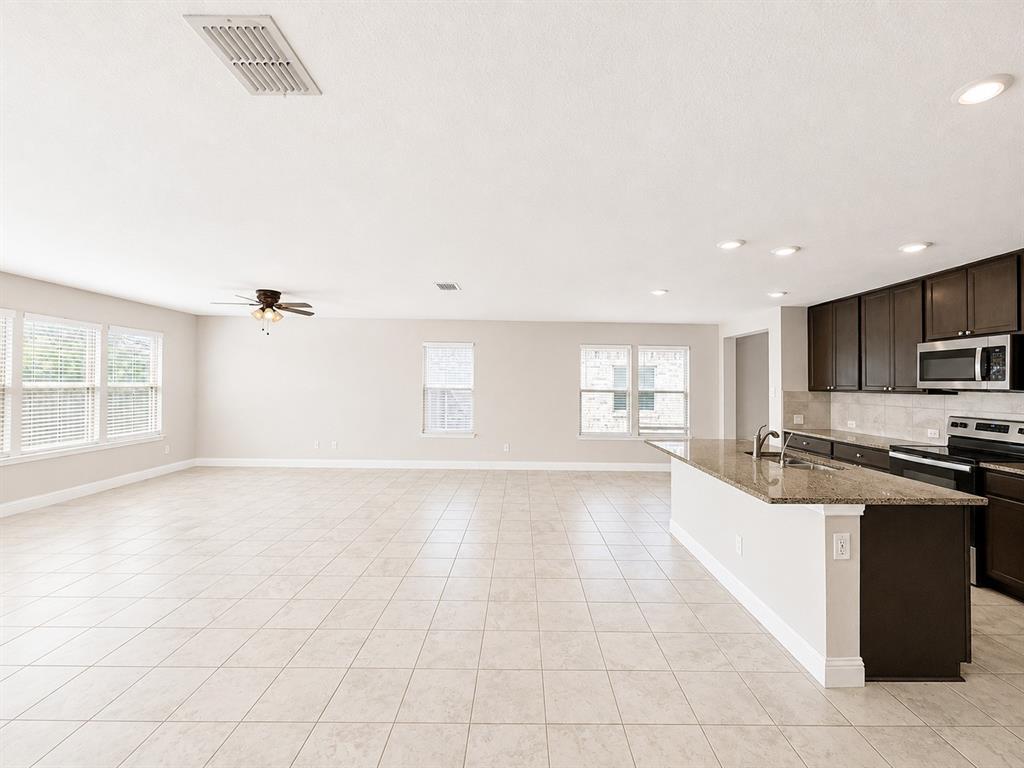 2605 Wesley Avenue Property Photo 4