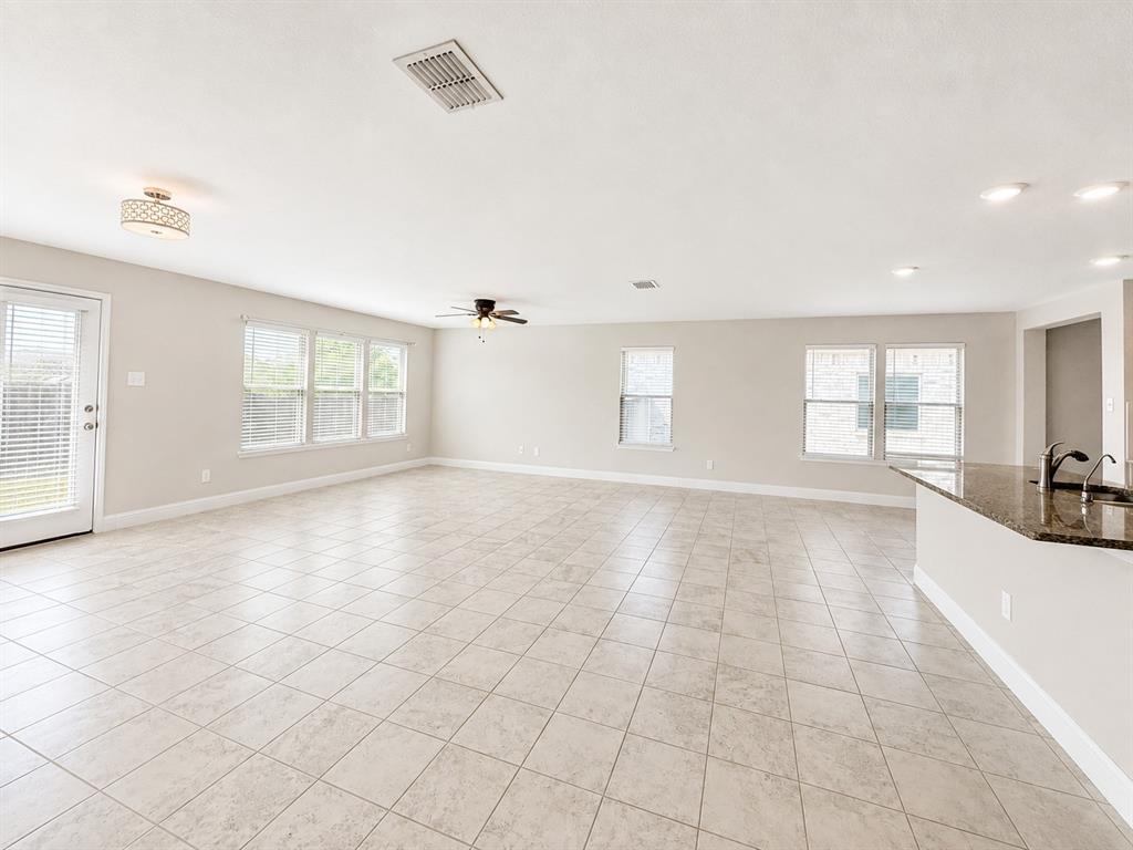 2605 Wesley Avenue Property Photo 8
