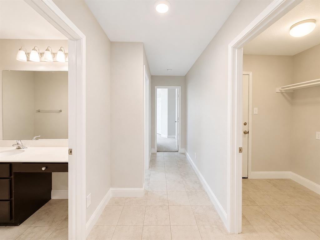 2605 Wesley Avenue Property Photo 12