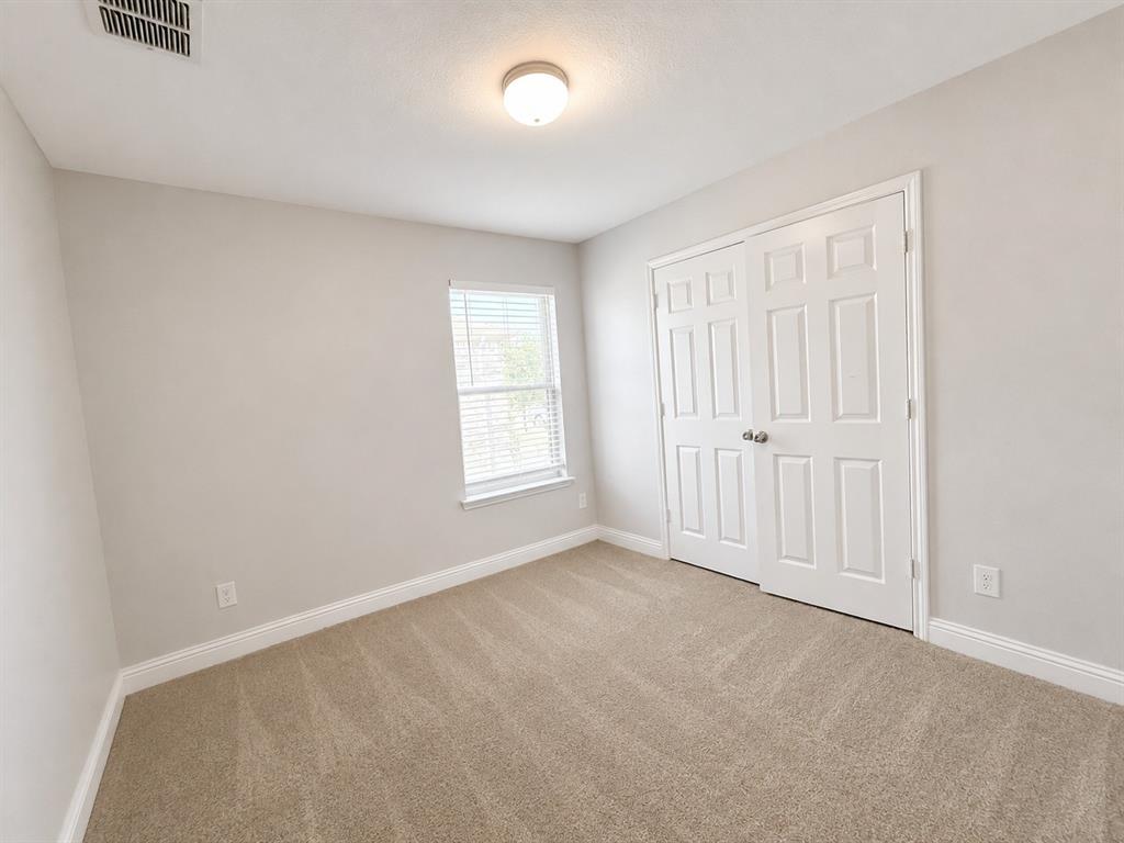 2605 Wesley Avenue Property Photo 16