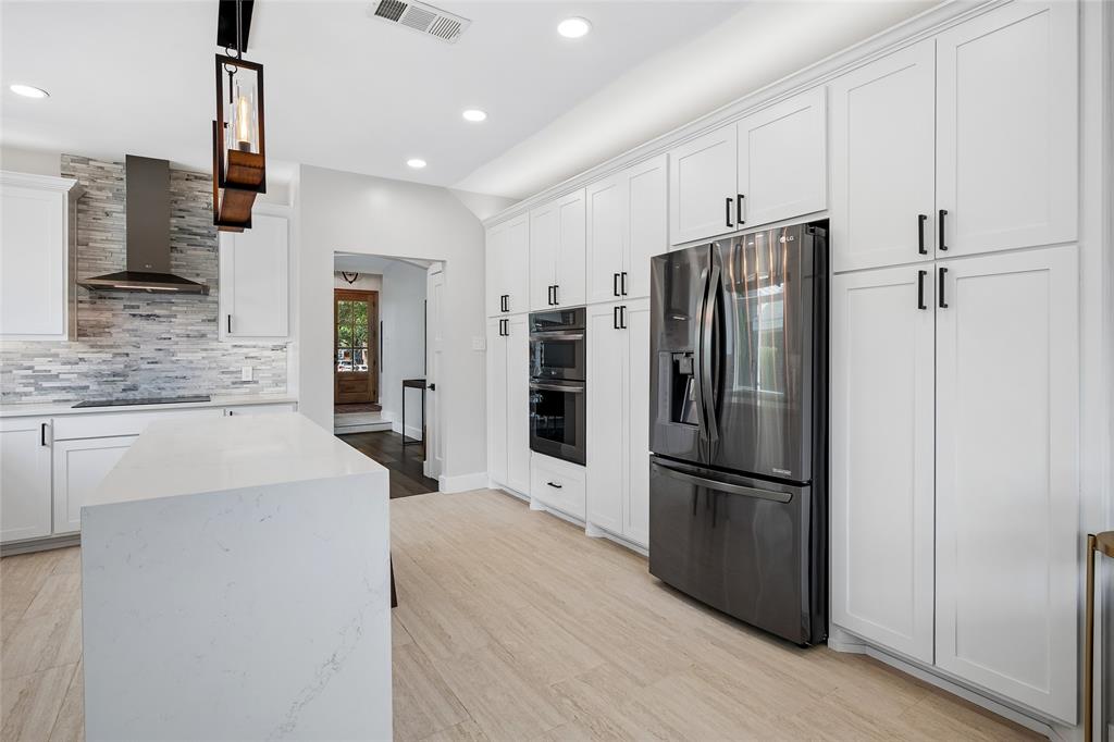 408 Silverton Drive Property Photo 16