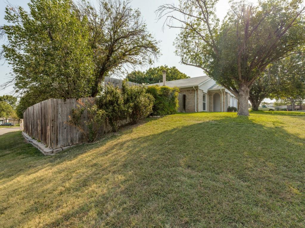 9960 Runnymeade Place Property Photo 3