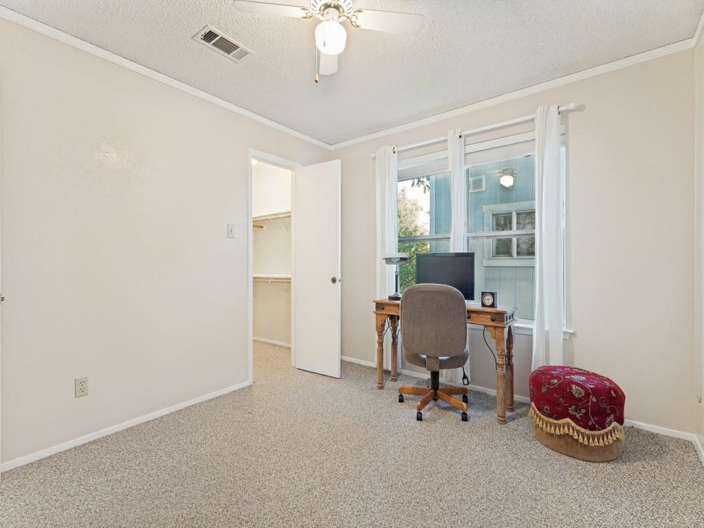 9960 Runnymeade Place Property Photo 12