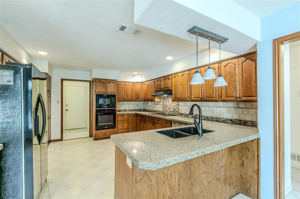 3412 Gatwick Place Property Photo 15
