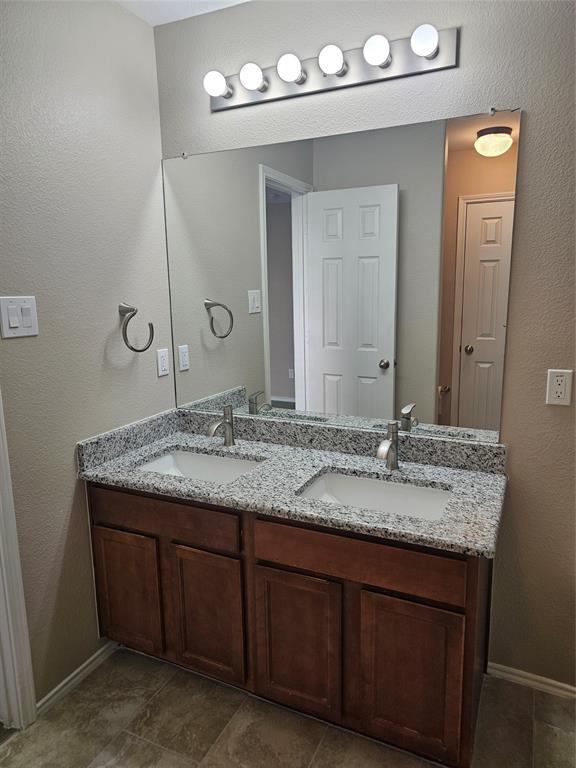 2210 Marvin Drive Property Photo 25