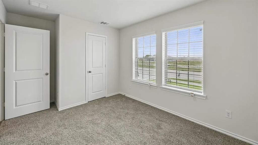505 Lansdowne Drive Property Photo 10