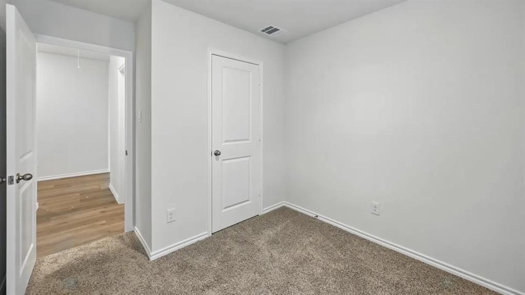 505 Lansdowne Drive Property Photo 13