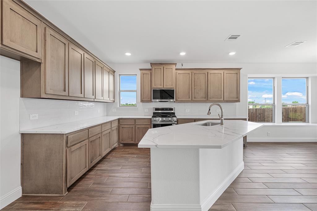 2116 Spyglass Drive Property Photo 12
