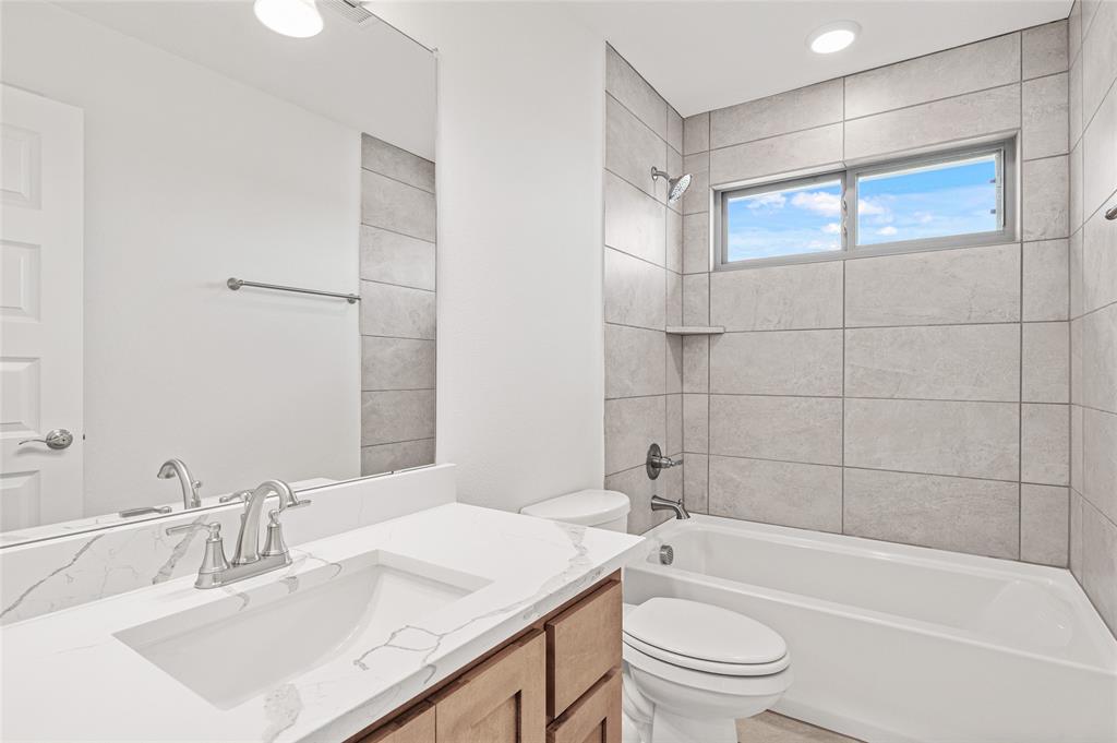 2116 Spyglass Drive Property Photo 32