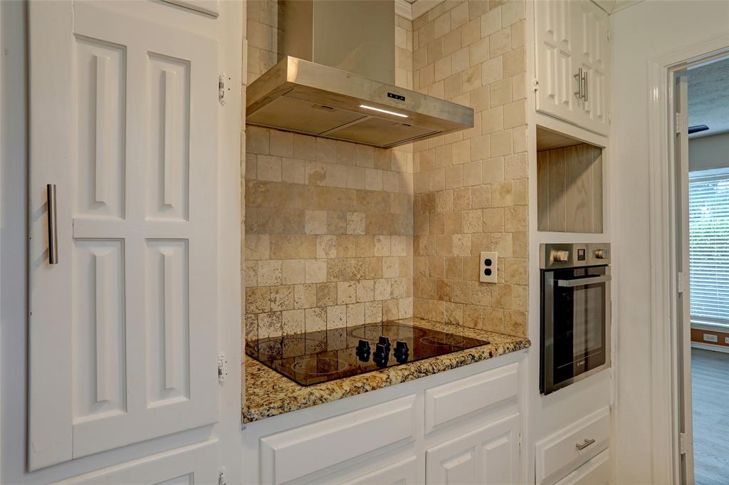 2102 Apollo Road Property Photo 8