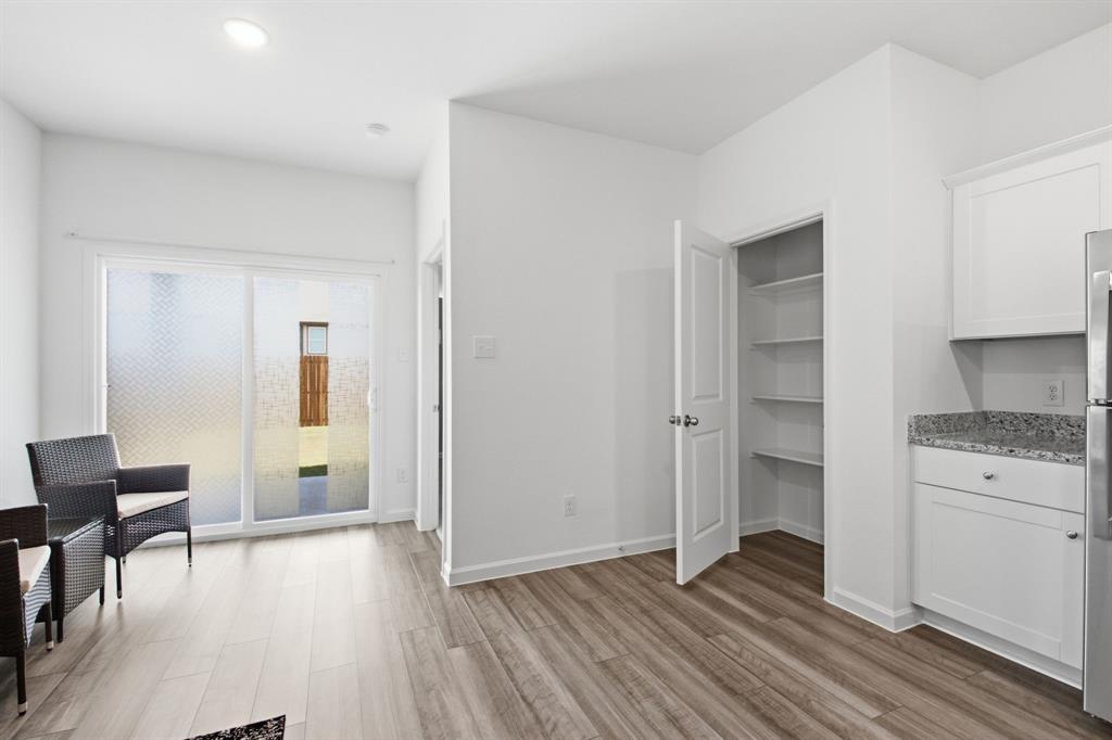 2314 Winthrop Avenue Property Photo 14