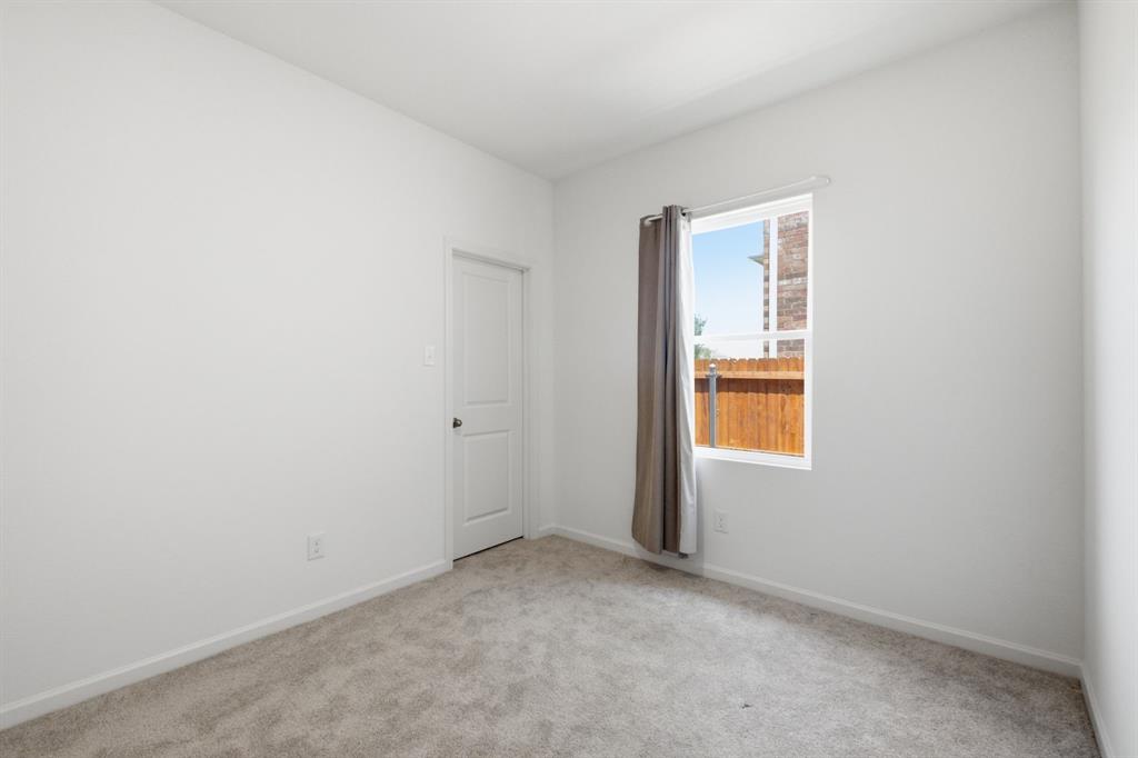 2314 Winthrop Avenue Property Photo 21
