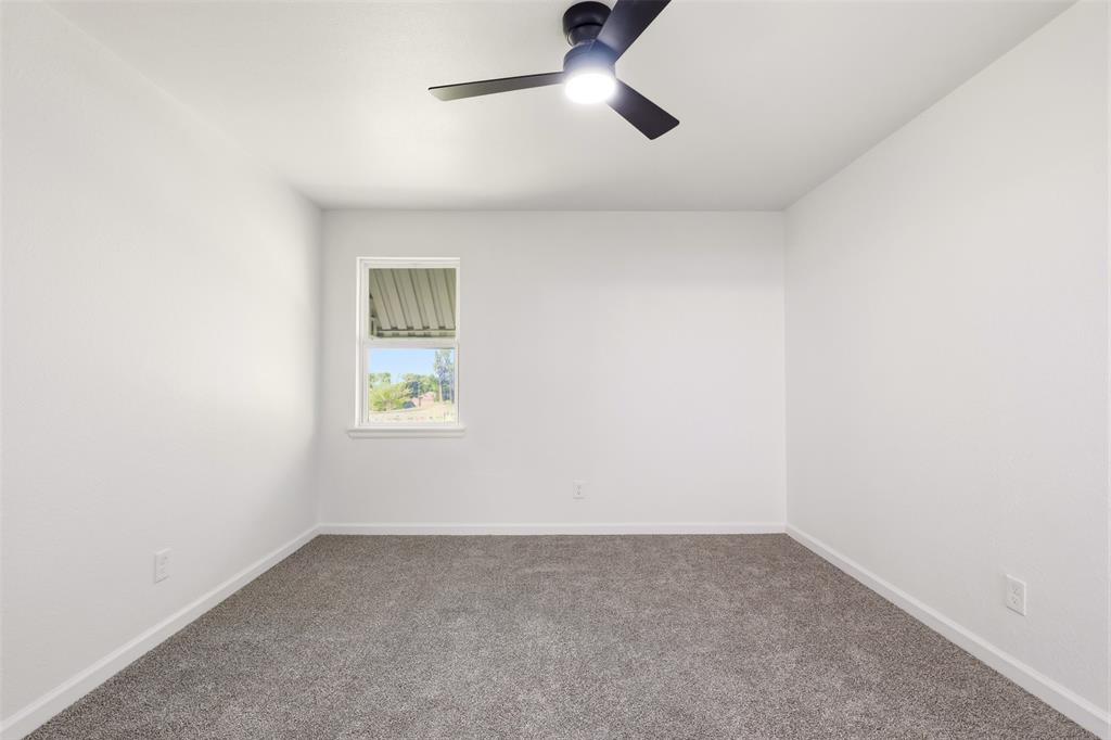 2306 Greenland Drive Property Photo 21