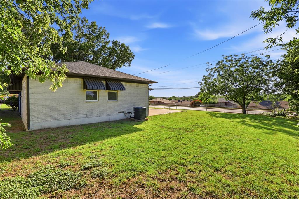 2306 Greenland Drive Property Photo 24