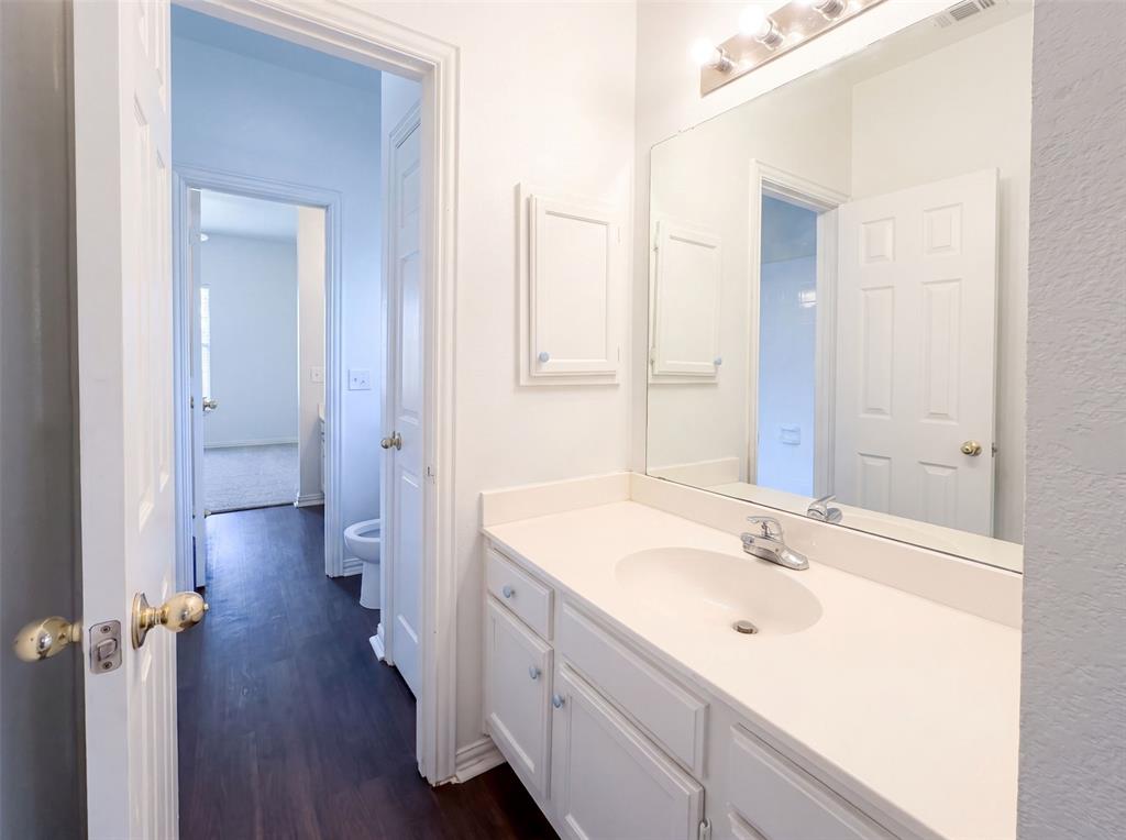 7645 Hove Court Property Photo 15