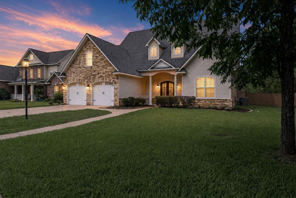 609 Parlange Circle Property Photo 2