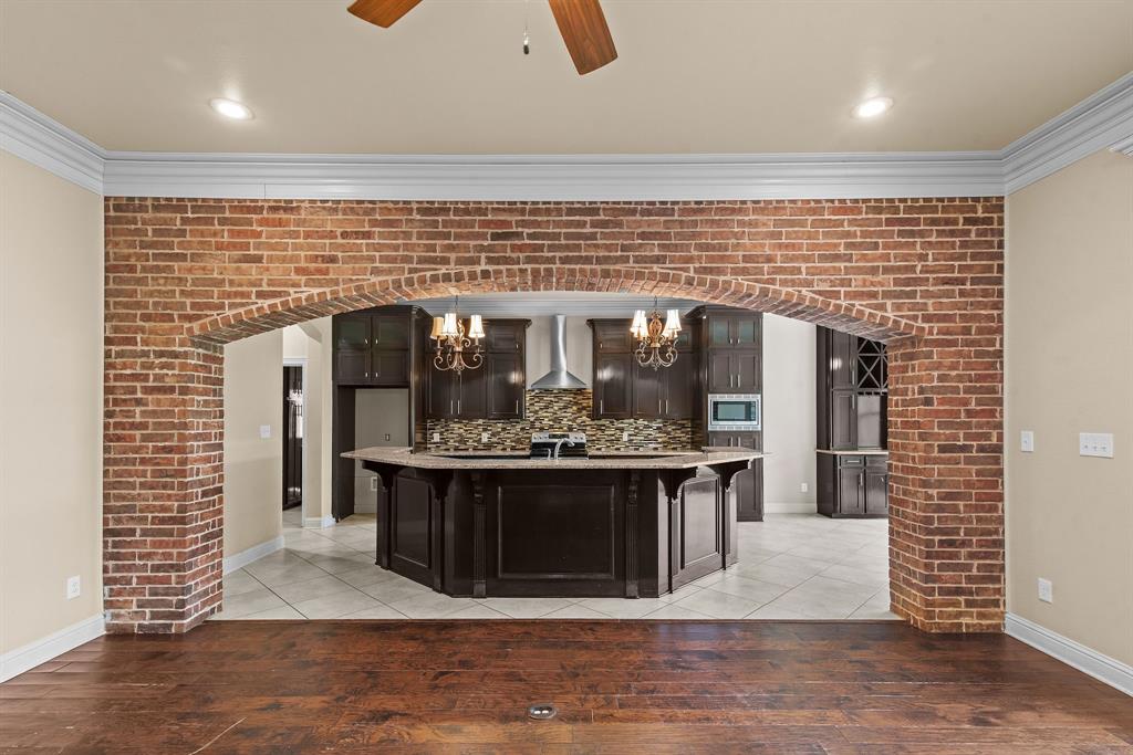 609 Parlange Circle Property Photo 8