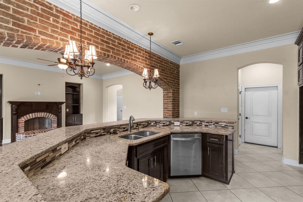 609 Parlange Circle Property Photo 10