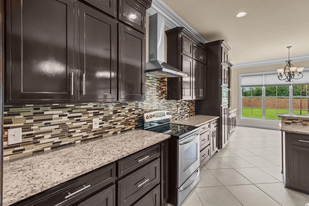 609 Parlange Circle Property Photo 12