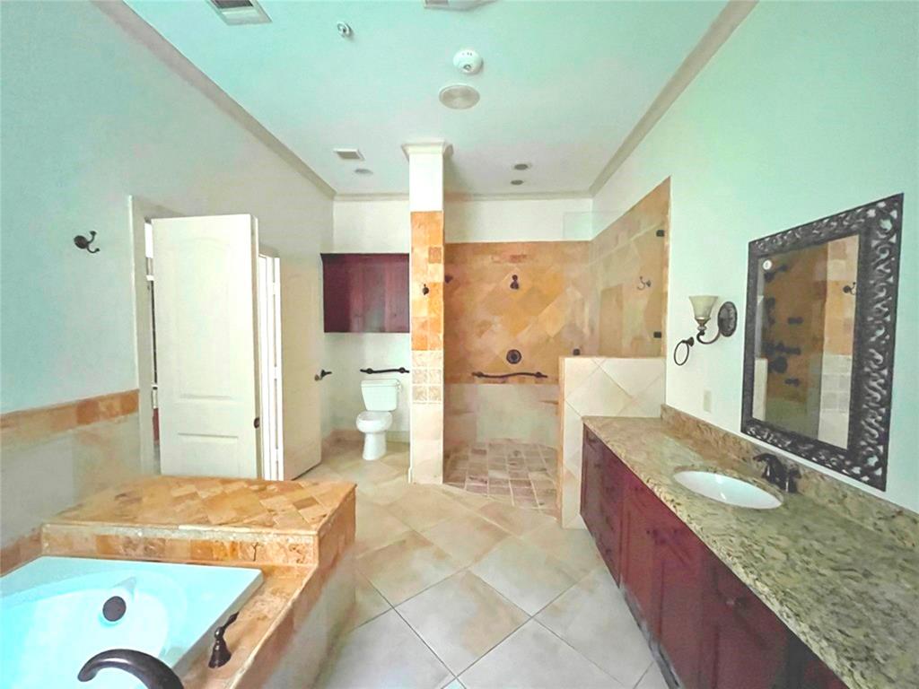 636 Duck Creek Way Property Photo 8